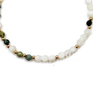 Bracelet en perle de nacre blanche facettée et ses pierres fines BRNACF0041V