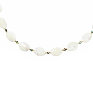 Collier en pastille ovale de nacre blanche et turquoise CONACF0046V