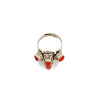 Bague ethnique et ses cabochons de corail rouge BACORF0017A