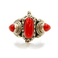 Bague ethnique et ses cabochons de corail rouge BACORF0017A