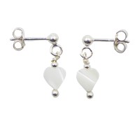 Boucles d'oreilles petit cœur en nacre BONACENF005A