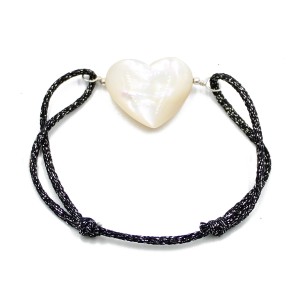 Bracelet coeur en nacre et cordon noir BRNACF0060A