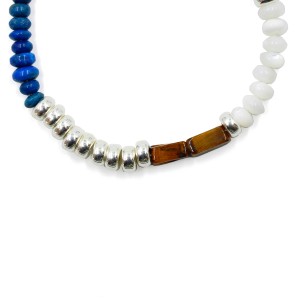 Bracelet en rondelles de nacre, argent et lapis lazuli BRNACH0023A