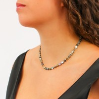Collier en pastille ronde de nacre bleue CONACF0072A