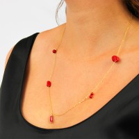 Collier chaine doré et ses morceaux de corail rouge COCORF0092V