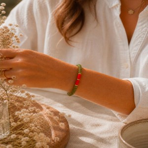 Bracelet en vesuvianite et corail BRCORF0093V