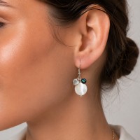 Boucles nacre blanche, bleue et argent BONACF0041A