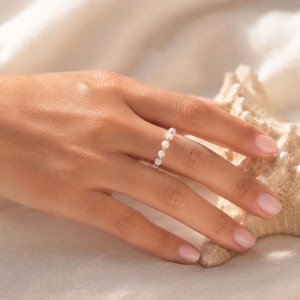 Bague en nacre blanche BANACF009A