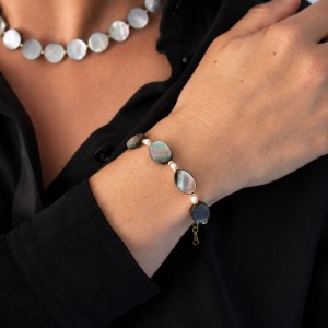 Bracelet en nacre noire ovale BRNACF0037G