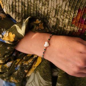Bracelet en pierres et cœur en nacre BRNACF0035G