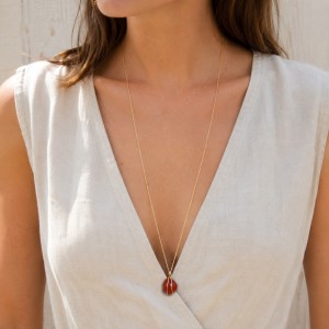 Collier caillou de corail rouge COCORF0019G