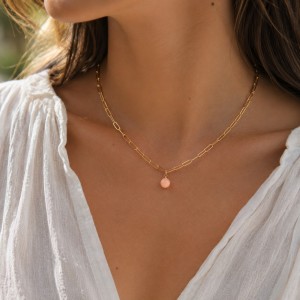 Collier chaine et perle de corail rose COCORFROS002G