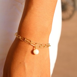 Bracelet chaine et sa perle de nacre blanche BRNACF0014A