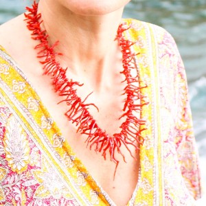 Collier branches de corail rouge  COCORF0017V