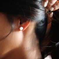 Boucles d'oreilles en perle de nacre BONACF002A
